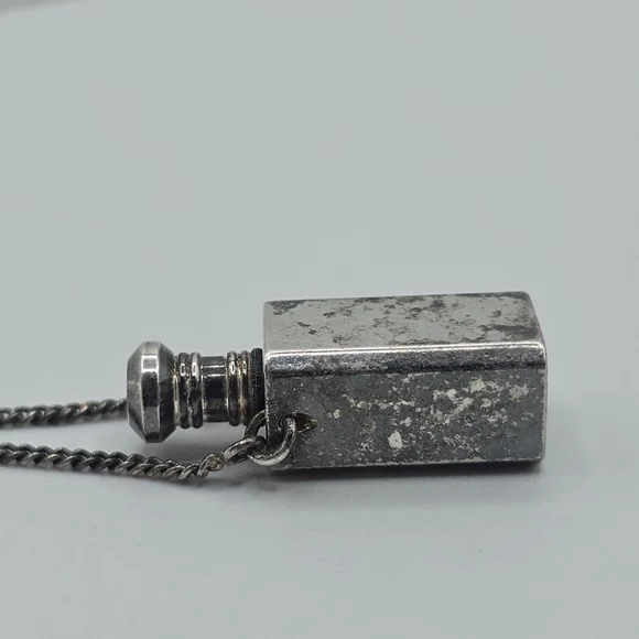 VTG Gothic Silver Tone Mini Perfume Medicine Bottle Pendant Necklace 24" - Picture 9 of 15